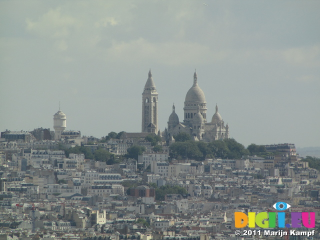 SX18351 View of Basilique du Sacre Coeur de Montmartre from Eiffel tower